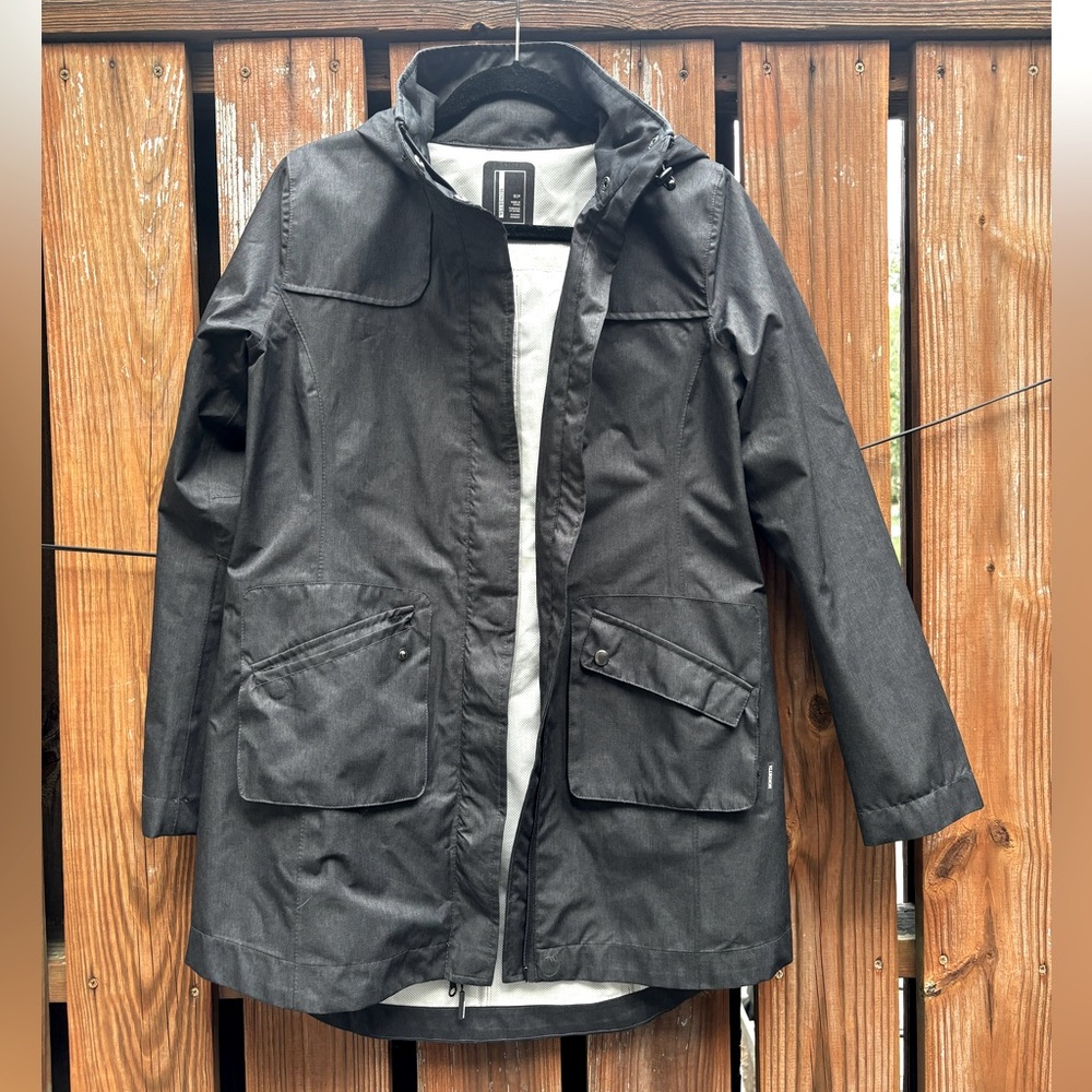 Black Women’s Mondetta Rain Jacket Size Small